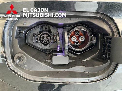 2025 Mitsubishi Outlander PHEV SEL