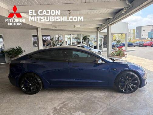 Deep Blue Metallic 2018 Tesla Model 3 Long Range