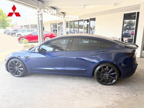 Deep Blue Metallic 2018 Tesla Model 3 Long Range