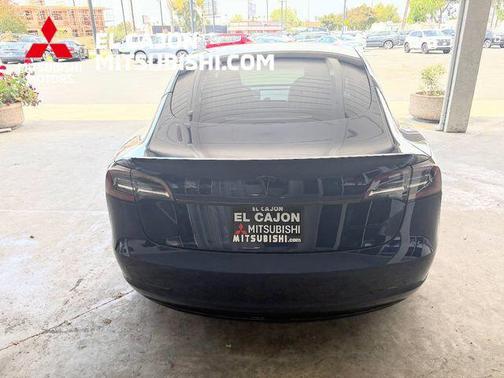 Deep Blue Metallic 2018 Tesla Model 3 Long Range