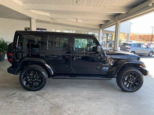 2022 Jeep Wrangler Unlimited 4xe Sahara
