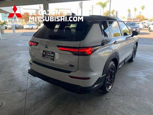 2025 Mitsubishi Outlander Trail Edition