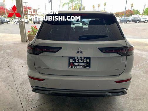 2025 Mitsubishi Outlander SE 2.5 2WD