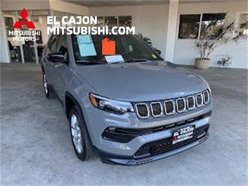 2023 Jeep Compass Latitude Lux