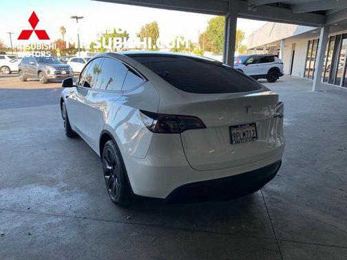 2024 Tesla Model Y Long Range
