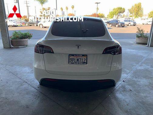 2024 Tesla Model Y Long Range