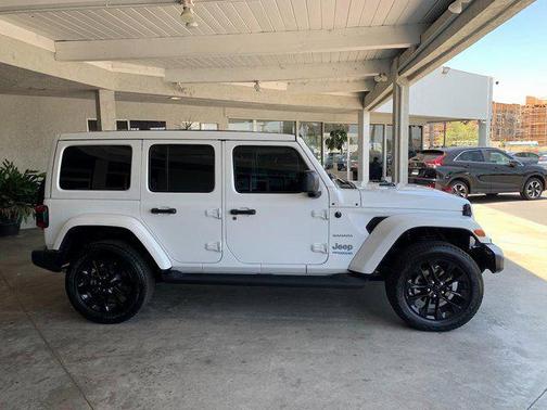 2022 Jeep Wrangler Unlimited 4xe Sahara