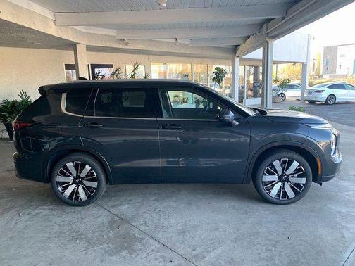 Graphite Gray 2026 Mitsubishi Outlander SEL 1.5T 2WD