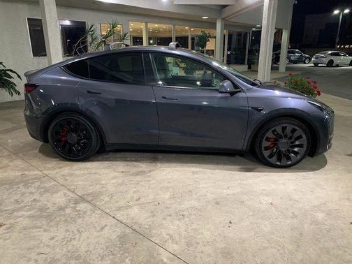 2022 Tesla Model Y Performance