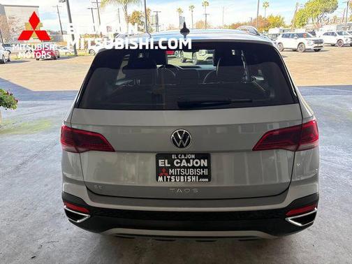 2024 Volkswagen Taos 1.5T SE