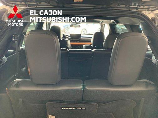 2022 Mitsubishi Outlander SEL 2.5 2WD