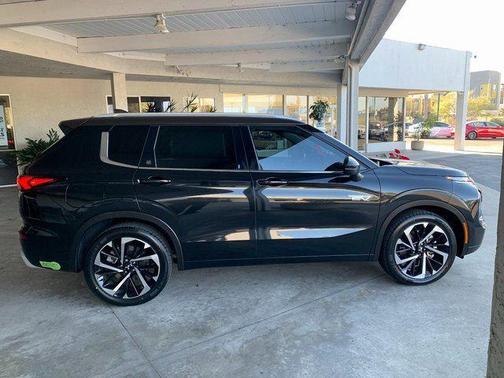 2023 Mitsubishi Outlander PHEV 40th Anniversary S-AWC