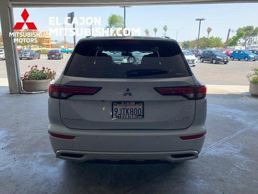 2023 Mitsubishi Outlander PHEV SEL