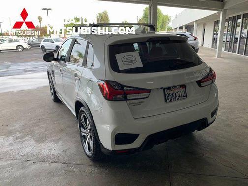 2020 Mitsubishi Outlander Sport SE