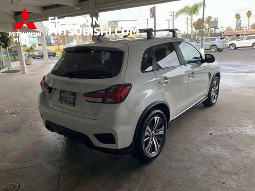 2020 Mitsubishi Outlander Sport SE