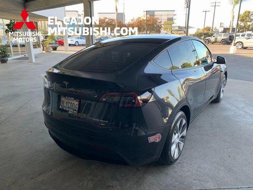 2024 Tesla Model Y Long Range Dual Motor All-Wheel Drive