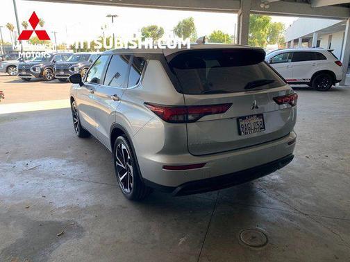 2022 Mitsubishi Outlander ES 2.5 2WD