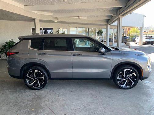 2024 Mitsubishi Outlander SE 2.5 2WD