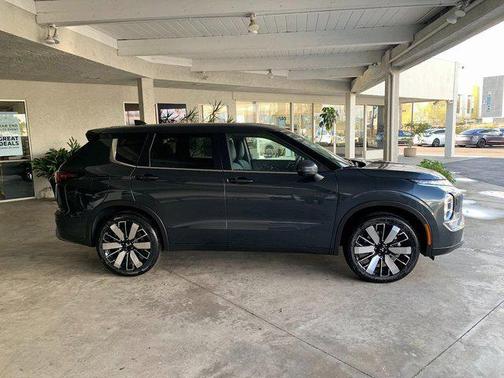 2026 Mitsubishi Outlander SE 1.5T S-AWC