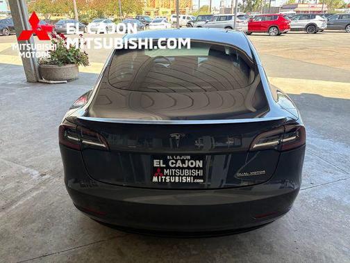 Midnight Silver Metallic 2019 Tesla Model 3 Performance