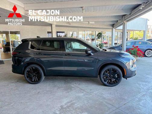 Graphite Gray 2026 Mitsubishi Outlander LE 1.5T 2WD
