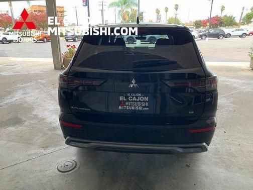 2025 Mitsubishi Outlander SE 2.5 2WD