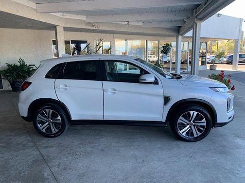 2022 Mitsubishi Outlander Sport SE