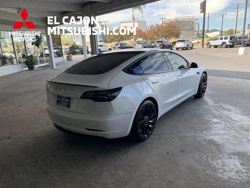 2022 Tesla Model 3 Standard Range