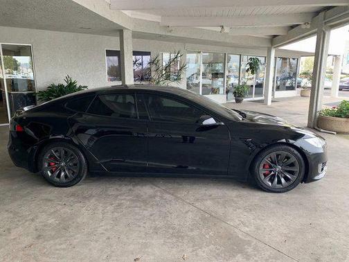 2016 Tesla Model S 75D