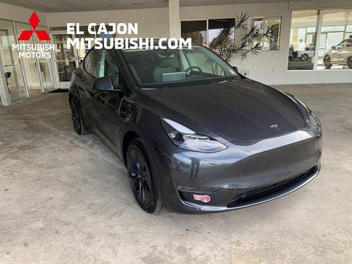 2024 Tesla Model Y Long Range
