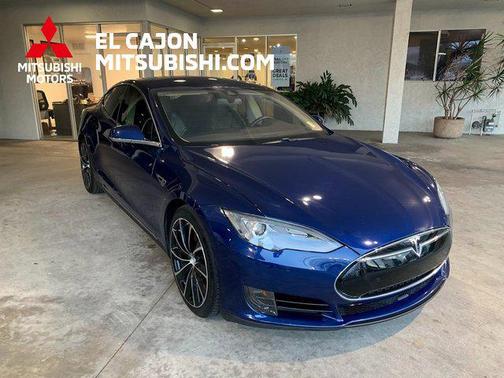 2015 Tesla Model S 70D