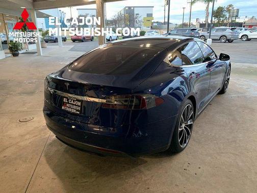2015 Tesla Model S 70D