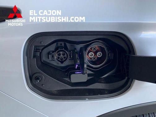 2025 Mitsubishi Outlander PHEV SEL