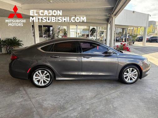 Granite Crystal Metallic Clearcoat 2016 Chrysler 200 Limited