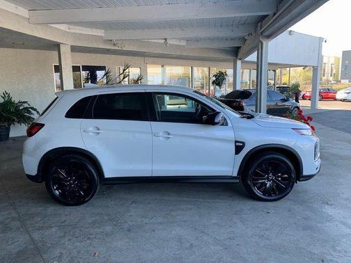 2026 Mitsubishi Outlander Sport 2.0 LE