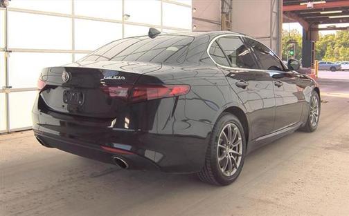 2019 Alfa Romeo Giulia Base