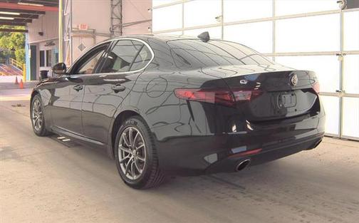 2019 Alfa Romeo Giulia Base