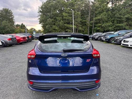 2017 Ford Focus ST