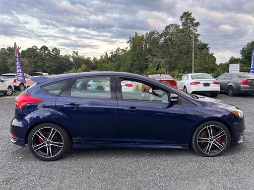 2017 Ford Focus ST