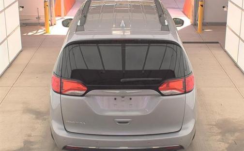 2018 Chrysler Pacifica Touring-L Plus