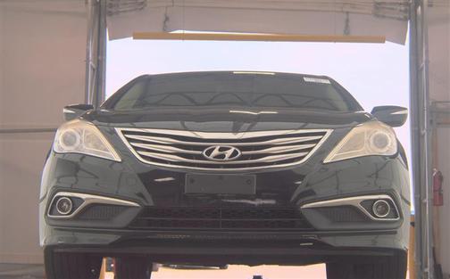 2016 Hyundai Azera Base
