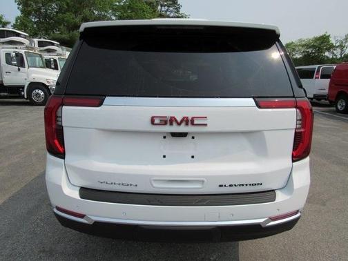 2025 GMC Yukon Elevation