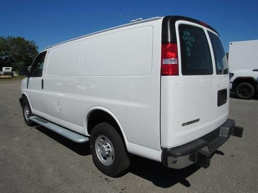 2024 Chevrolet Express 2500 Work Van