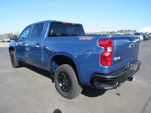 2024 Chevrolet Silverado 1500 Custom Trail Boss