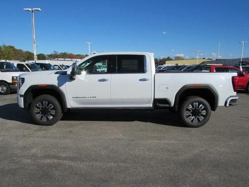 2026 GMC Sierra 2500 Denali