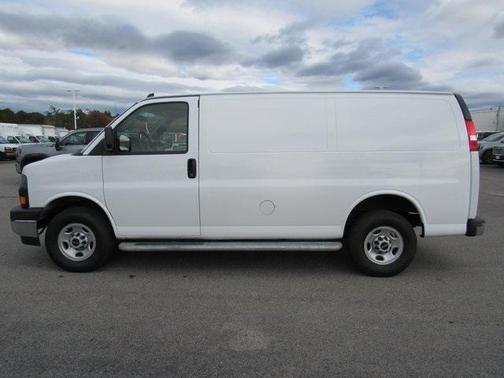 2023 GMC Savana 2500 Work Van