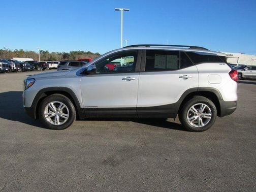 2021 GMC Terrain SLE