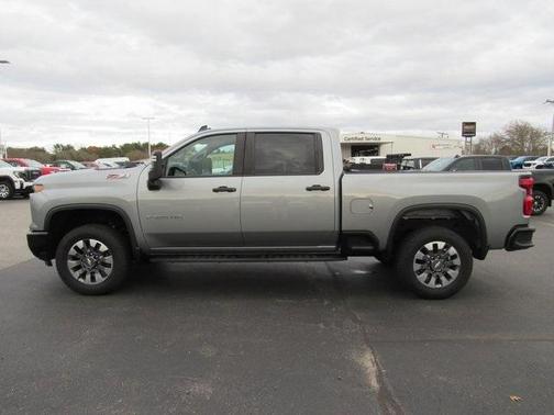 2024 Chevrolet Silverado 2500 Custom
