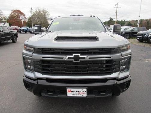 2024 Chevrolet Silverado 2500 Custom
