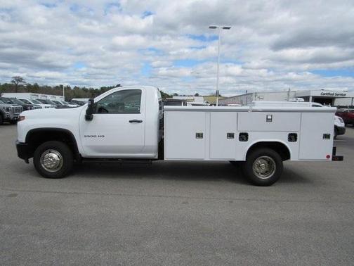 2023 Chevrolet Silverado 3500 WT